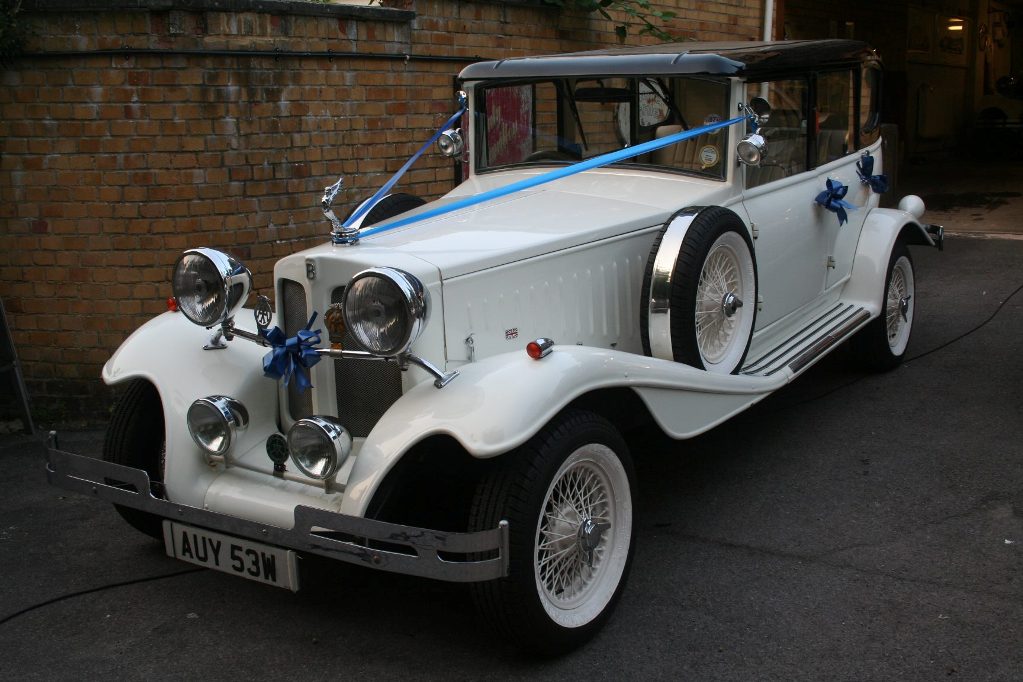 White Beauford | Beauford Wedding Car Hire in Reading, Berkshire